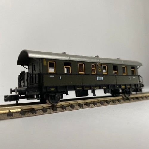 277 - Fleischmann DB 78 510 4-6-4 Steam locomotive DCC with four Fleischmann complimenting coaches, one wi... 