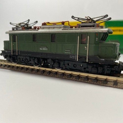 242 - Minitrix 51 2033 00 #144 083-3 Electric locomotive Pantographs, N gauge, Boxed, , Bi-directional Lig... 