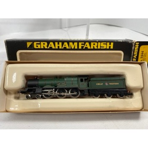 302 - Two Graham Farish 'N Gauge' Steam Locomotives, Graham Farish 1444 Castle Class 4-6-0 'Clun Castle' G... 