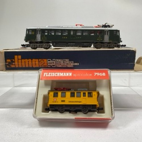 282 - Two Pantograph Railcars 'N Gauge' Tester Runners, Fleischmann Piccolo 7968 DC Case Very Good (VG), L... 