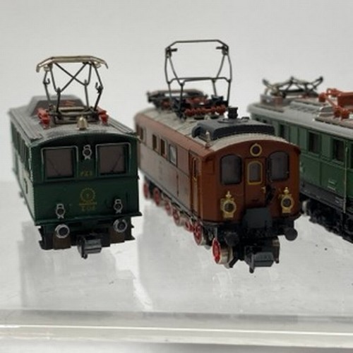 275 - Five Electric Rail Cars and Locomotives 'N Gauge' with Pantographs, Fleischmann Piccolo 7306 Alpine ... 