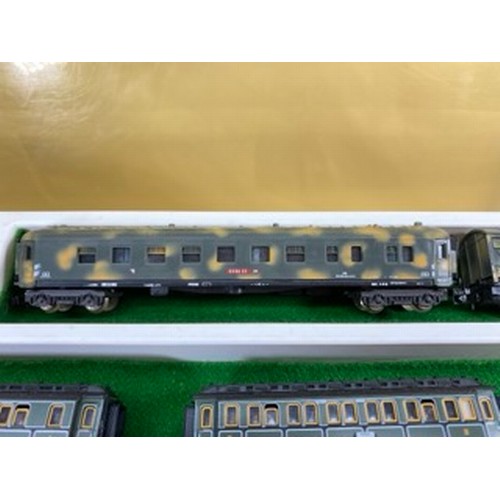 310 - A Dealer tray of 'N Gauge' European Coaches/Cars/Voitures, SNCF, DB and others featured, Seven unifo... 