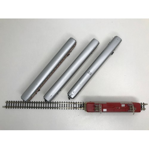 332 - Z Gauge/Scale Marklin mini-club 8853 DB 120 001-3 Electric Locomotive and Rake of Three matching col... 