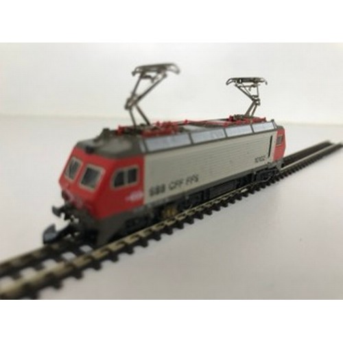 335 - Z Gauge/Scale Marklin mini-club 8823 SBB CFF FFS 10102 Electric Locomotive and Rake of Three SBB CFF... 