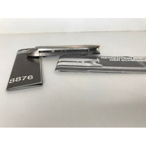 321 - Z Gauge/Scale Marklin mini-club 8876 Powered Zeppelin Railcar w/Working Propeller, 'Schienenzeppelin... 