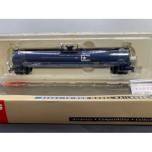 170 - Walthers 33,000 Gallon LPG Tank Car - Texas Pterochemicals TXPX 33048 932-7306 HO gauge 932-7306 - E... 