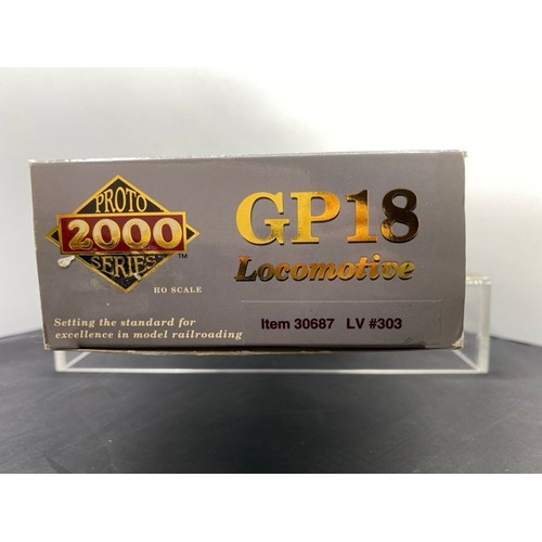 345 - Proto 2000 series GP18 Locomotive Leigh Valley #303 Limited Edition HO gauge item 30687 - factory ap... 