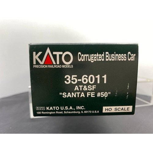 347 - Kato Corrugated Business Car 35-6011 AT&SF 