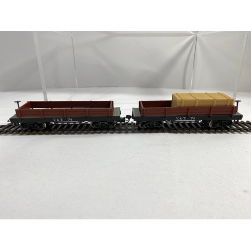 353 - 9 Pocher HO Freight Rolling-Stock, Pocher Made in Italy, Super Detail, Flatbed with Cargo, Ready-to-... 