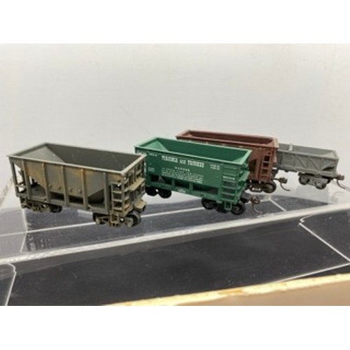 355 - Interesting HO gauge Rolling Stock mostly Kit-built, Fine Detail, North American Origins, 'Ready-to-... 