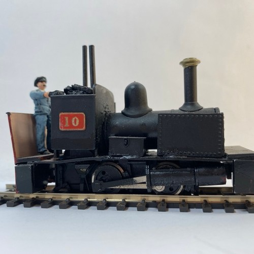 362 - Six On16.5 cute and cheeky little locos and engines of metal construction each with enthusiastic dri... 