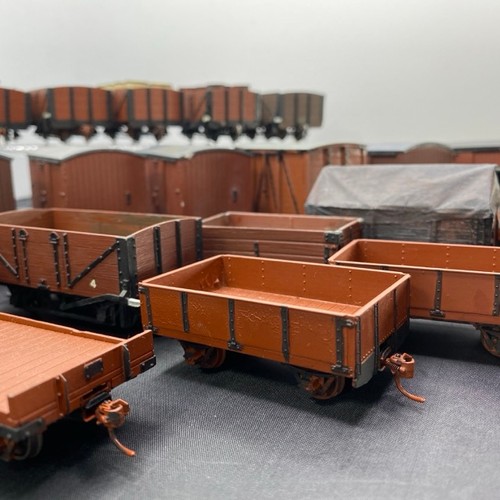 379 - 21 wagons various styles, some with cargo for On16.5 (1:43.5 scale) runs on OO/HO track. Mainly plas... 