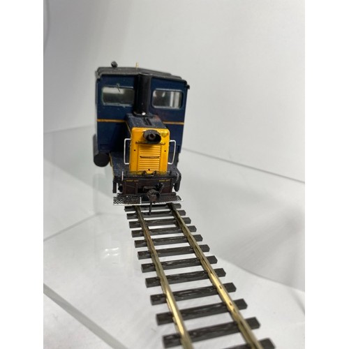 395 - Spectrum Bachmann Shunter modified for On30, Original Cab from (Bachmann 41-0803-12 HO) has been rem... 