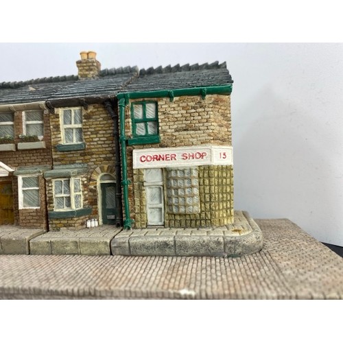 202 - Coronation Street Classic collectables by John Hine with cobbled base plinth - complete (10) 4700g