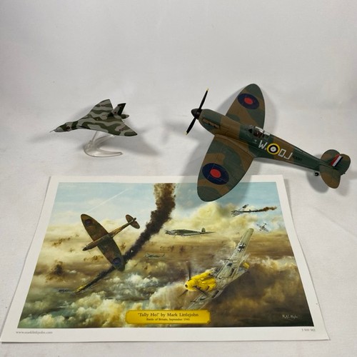 502 - Air Signature 99088 Spitfire Mk.5 1:48 Battle of Britain, Corgi Vulcan (tip bent) and 'Tally Ho!' Ma... 