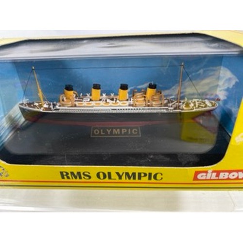 522 - Three Gilbow White Star Line 1:1750 scale die-cast ships, E100001 RMS Titanic, E10002 RMS Britannic ... 