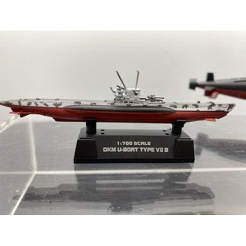 525 - Five Easy Model 1:700 scale U-Boats and submarines, includes USS SSN-21 SeaWolf, Oyashio Class, PLA ... 