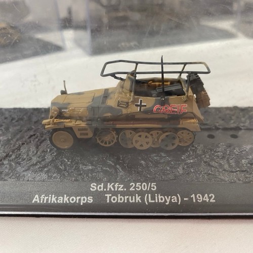 527 - 16 Military vehicles and tanks era 1939 to 1945 all except two with cases 1:72, Altaya (9) and Amerc... 