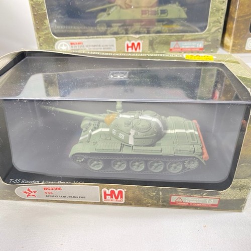 541 - Hobby Master 1:72 Die-cast Tanks (7) and Armoured Fighting Vehicles (4), all in display case except ... 