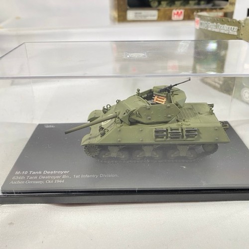 541 - Hobby Master 1:72 Die-cast Tanks (7) and Armoured Fighting Vehicles (4), all in display case except ... 