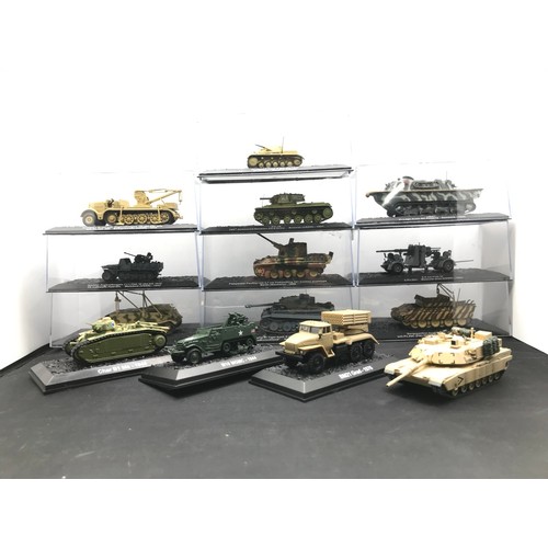 542 - 11 highly detailed Altaya (one without case) and 3 Amercom (no cases) military vehicles and tanks - ... 