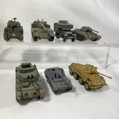 545 - 3 Atlas/Deagostini 1:72 die-cast tanks T-34/76 130th Tank Brigade 21st Armoured corps, M4A3 Sherman ... 