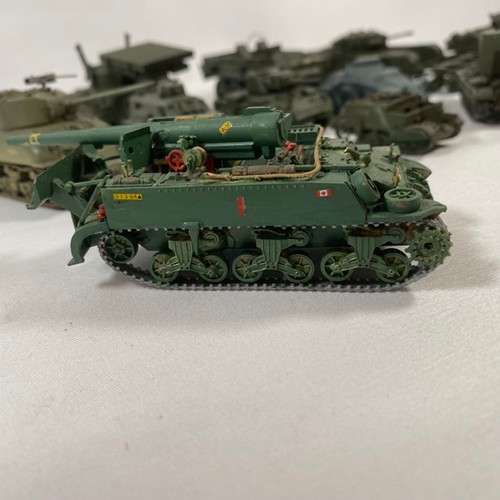 551 - 12 kit-built military vehicles 370g