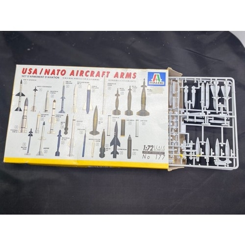 557 - Six Airfix aviation kits and an Italeri USA/NATO aircraft arms (near complete), Airfix 05025 Flanker... 