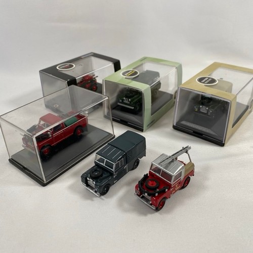 573 - Oxford Diecast Land Rover collection. 5 Land Rovers and associated Red Coventry climax pump trailer ... 