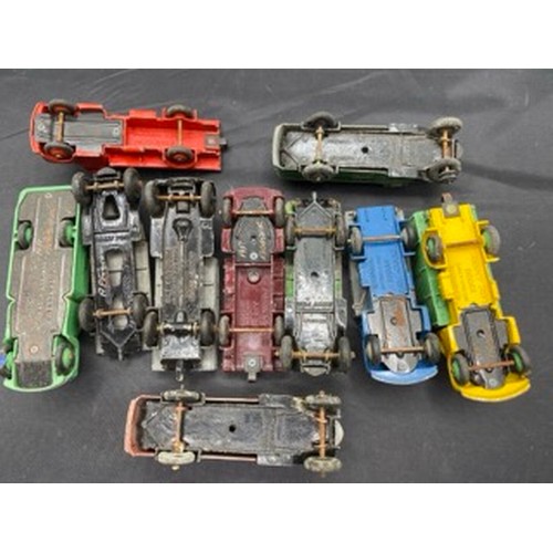 566 - Ten Dinky Toys Trucks/Wagons, Dinky Toys 343 Dodge Farm Tipper Tip Action missing Two flat tyres (F)... 