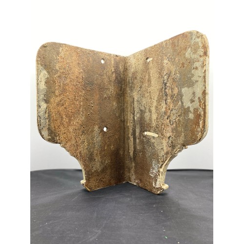 318B - Cast Iron Railway 1/4 Mile Marker - Fair (1) 6200g