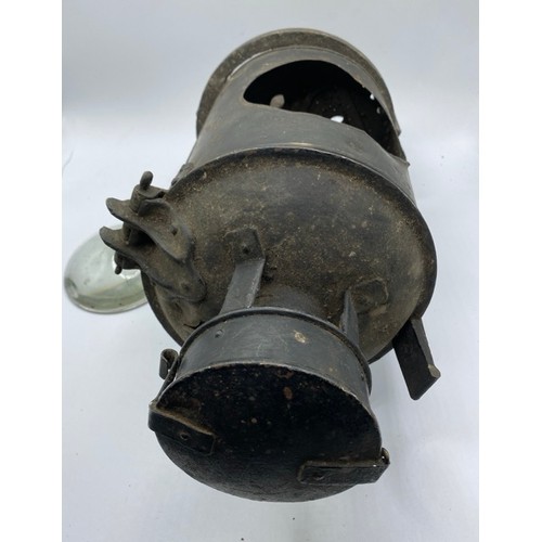 320A - BR Oil Signal Lamp appears complete with Red Lens and Sherwoods Burner and another incomplete with M... 