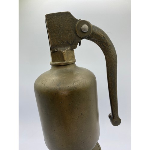 319A - GWR Steam lever Cab operated Whistle, stands 12in tall and has a bell diameter of 3.5 inches, Believ... 