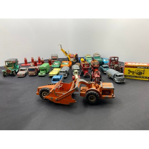 12 - 28 die-cast play-worn Lesney vehicles, plus two petrol pumps, also Mighty Midget Benbros milk cart (... 