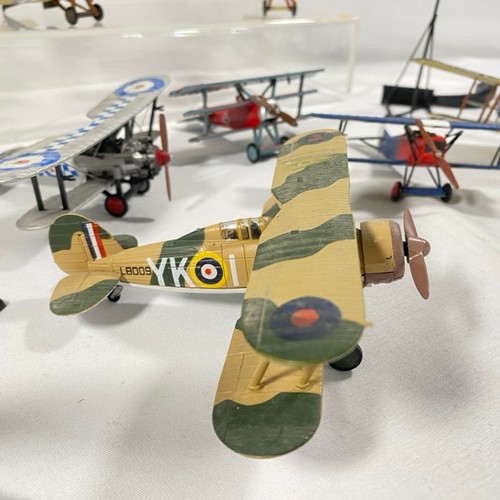 5 - 20 planes in total, 16 Amercom 1:72, 1941 Junkers Ju 87B-2, 1917 Albatros D.V, 1917 Fokker Dr.1, 191... 