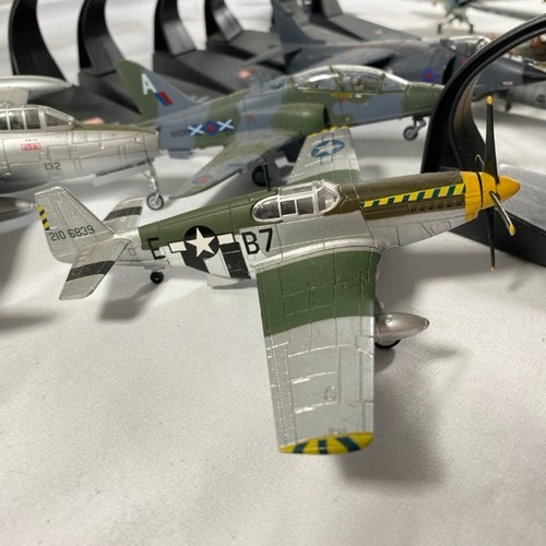 5 - 20 planes in total, 16 Amercom 1:72, 1941 Junkers Ju 87B-2, 1917 Albatros D.V, 1917 Fokker Dr.1, 191... 