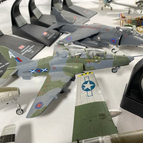 5 - 20 planes in total, 16 Amercom 1:72, 1941 Junkers Ju 87B-2, 1917 Albatros D.V, 1917 Fokker Dr.1, 191... 