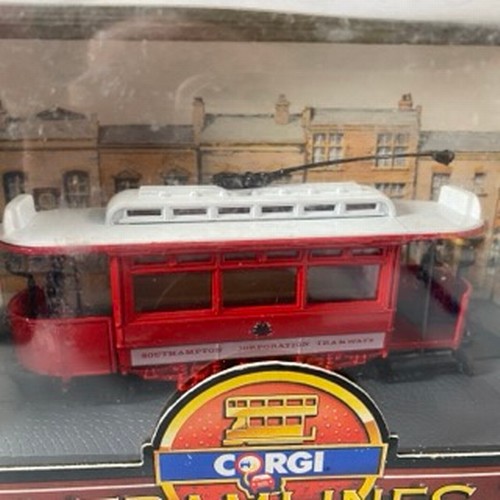 16 - 4 Corgi Tramlines 1:72 Trams, C990/1 Southampton Corporation Tramways single-deck, C990/3 Derby Corp... 