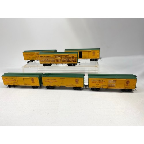 247 - Six Kit-built HO North American Virginia & Truckee Wagons, Lovely Detail visible and on chassis, one... 