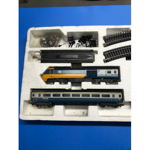 260 - Hornby Inter-City 125 Set, HST Power Car, HST Dummy Power Car, 2 BR Mk III Coaches, Includes Oval Tr... 