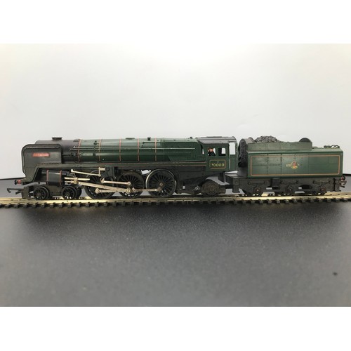 275 - Four Triang Hornby OO Steam Locomotives One runner others Spares/Repair, Triang R259 4-6-2 Britannia... 