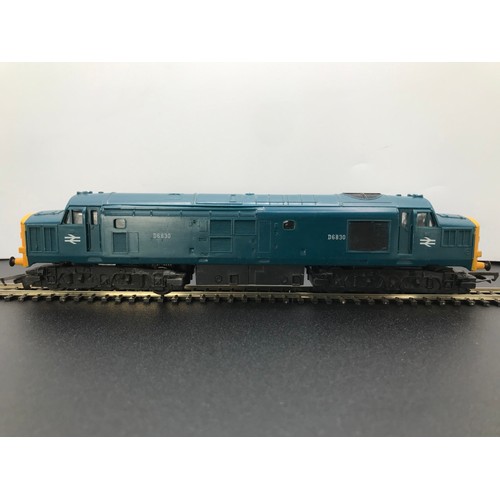 267 - Three OO Diesel Locomotives, Mainline 1Co-Co1 boxed and two others; Mainline 1Co-Co1 Class 45 #45044... 