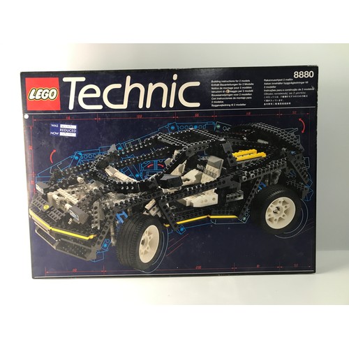 146 - Lego Technic 8880 The Super Car Built with Box, First released in 1994, Appears Complete, Includes I... 