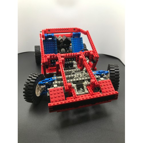 151 - Lego Technic 8865 Test Car Built with Box, First released in 1988, Appears Complete, Includes Instru... 