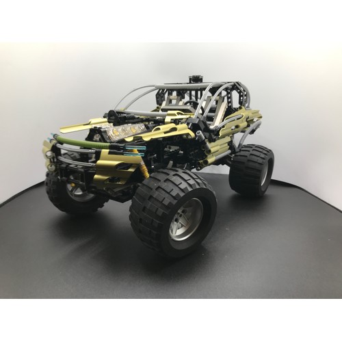 153 - Lego Technic 8466 4x4 Off-Roader Built with Box, First released in 2001, Appears Complete, Includes ... 