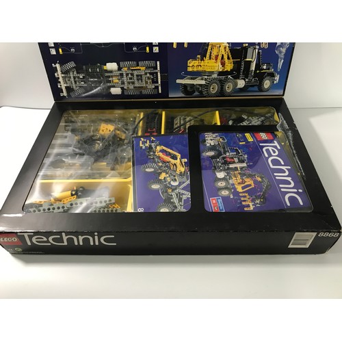 161 - Lego Technic 8868 Air Tech Claw Rig with Box, aka Technic Truck with Compress and Pneumatic System, ... 