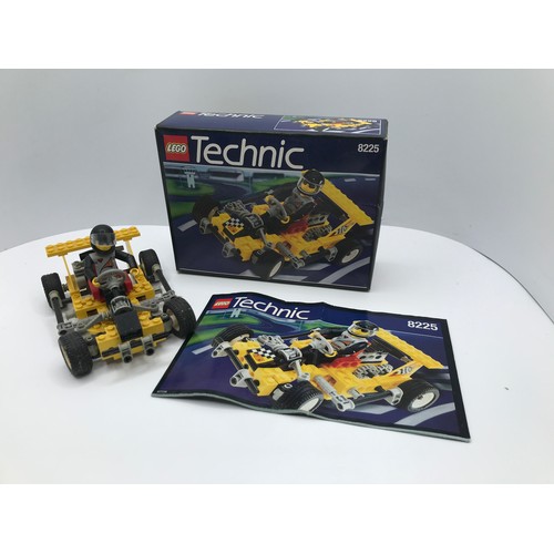 164 - Lego Technic 8225 Road Rally V with Box, First released in 1995, Appears Complete, Includes Instruct... 