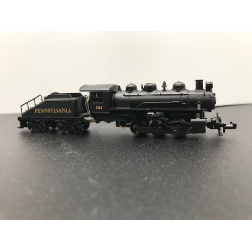 363 - A Bachmann 50564 'N gauge' American Steam Locomotive, Tested Runner, USRA 0-6-0 Switcher & Tender #5... 