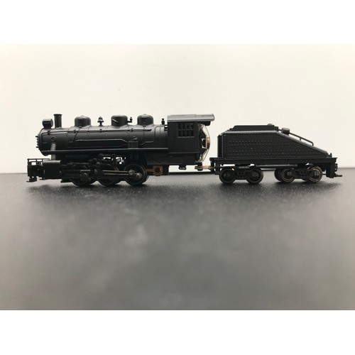 365 - A Bachmann 50598 'N gauge' American Steam Locomotive, Tested Runner, USRA 0-6-0 Switcher & Tender, P... 