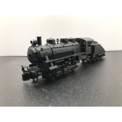 365 - A Bachmann 50598 'N gauge' American Steam Locomotive, Tested Runner, USRA 0-6-0 Switcher & Tender, P... 